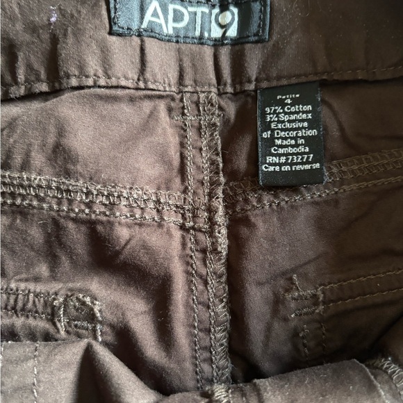 Women’s Brown Capris 4p - Picture 4 of 7